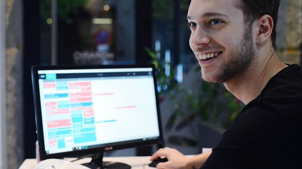 Πλάνο μάρκετινγκ κομμωτηρίου: πλήρης οδηγός